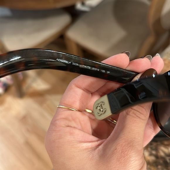Authentic Chanel polarized sunglasses - Picture 3 of 5